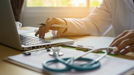 Е-реєстр лікарняних листків стане частиною реєстру застрахованих осіб: прийняли законопроєкт Е-реєстр лікарняних листків стане частиною реєстру застрахованих осіб: прийняли законопроєкт