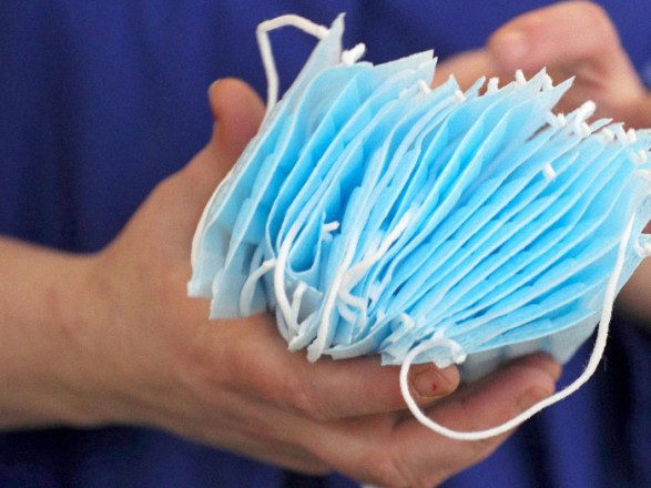 Захисні маски від профспілки: що з оподаткуванням Захисні маски від профспілки: що з оподаткуванням