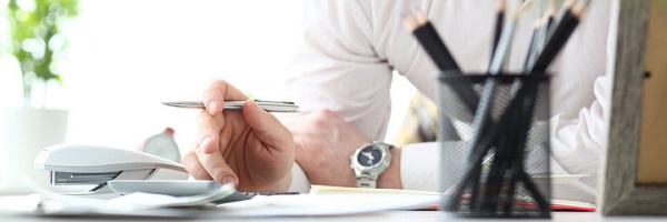 Як ділити щорічну відпустку працівника та як відкликати працівника з відпустки Як ділити щорічну відпустку працівника