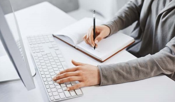 Підвищуєте кваліфікацію працівника, який виконує роботу за ЦПД: чи нараховувати ЄСВ Підвищуєте кваліфікацію працівника, який виконує роботу за ЦПД: чи нараховувати ЄСВ