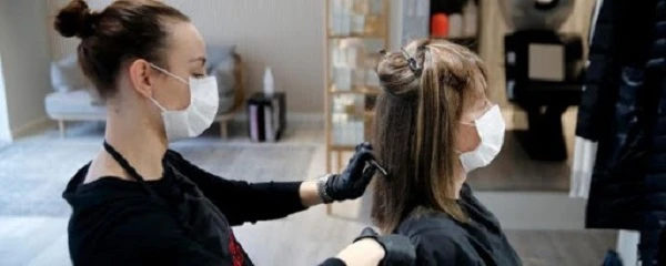 МОЗ розробив вимоги до салонів краси та перукарень під час карантину МОЗ розробив вимоги до салонів краси та перукарень під час карантину
