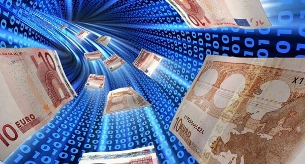 З 15 вересня діють нові правила використання електронних грошей З 15 вересня діють нові правила використання електронних грошей