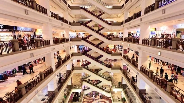 Держава підтримає ресторанний, торгово-розважальний бізнес у карантин вихідного дня: що пропонують Держава підтримає ресторанний, торгово-розважальний бізнес у карантин вихідного дня: що пропонують