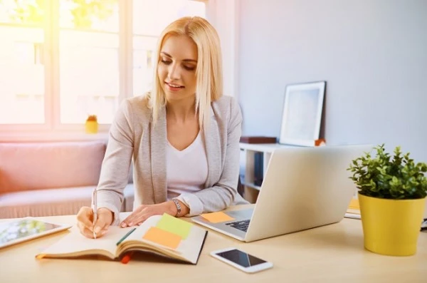 Рада підтримала законопроєкт щодо врегулювання дистанційної роботи Рада підтримала законопроєкт щодо врегулювання дистанційної роботи