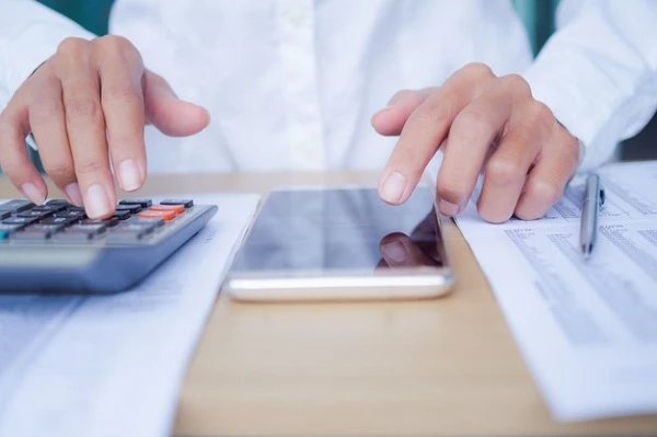 Чи може платник відчужувати майно, що перебуває у податковій заставі Платник податків