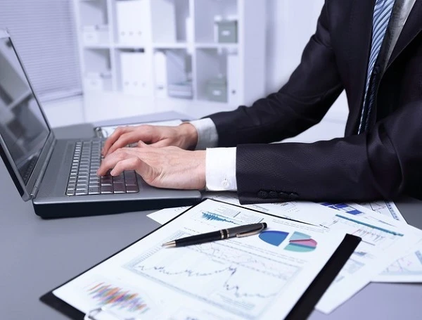 До 13 серпня колекторські компанії повинні подати документи до НБУ для реєстрації До 13 серпня колекторські компанії повинні подати документи до НБУ для реєстрації