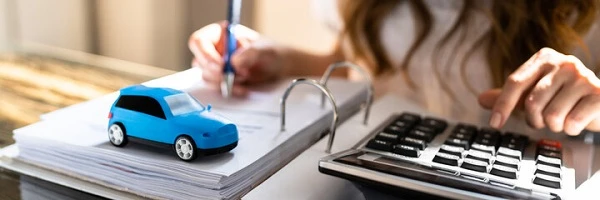 Протягом звітного періоду вік легкового авто досягне 5 років: як юрособі сплачувати транспортний податок транспортний податок