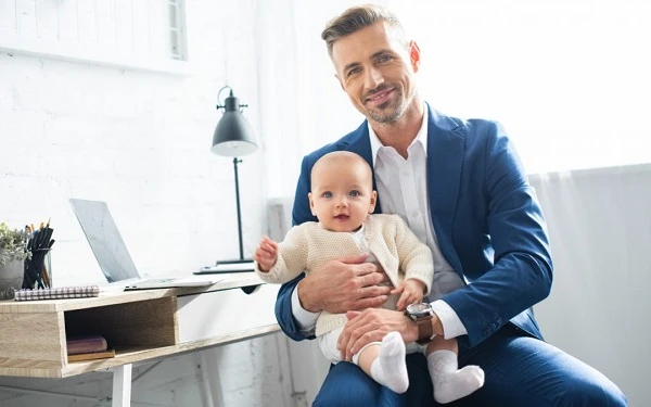 Чи може чоловік отримати «декретну» відпустку на новій роботі через 2 місяці після дати народження відпустка