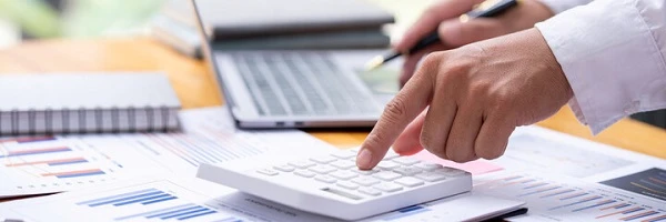 Звільнилась особа, уповноважена підписувати ПН/РК: хто накладає КЕП при реєстрації таких документів в ЄРПН ПН/РК