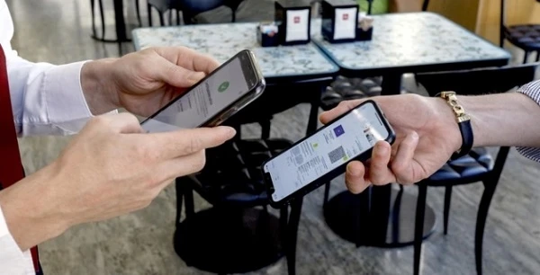 Міжрегіональні перевезення з 21 жовтня: МОЗ відповів на найчастіші питання Міжрегіональні перевезення з 21 жовтня: МОЗ відповів на найчастіші питання