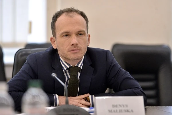 Провести операції з купівлі-продажу нерухомості поки неможливо Провести операції з купівлі-продажу нерухомості поки неможливо