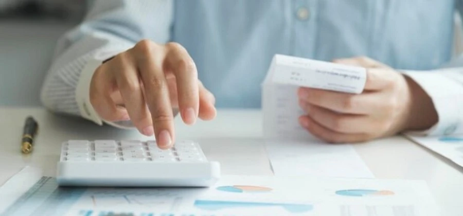 Фізособа надавала у 2025 році послуги з ремонту іншій фізособі: як оподатковувати