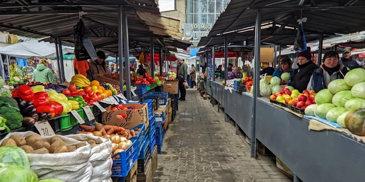 Продаж продукції власного виробництва при оплаті платіжними картками: що з РРО/ПРРО