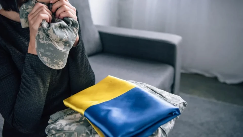 Пенсія в разі втрати годувальника — військовослужбовця: особливості призначення для батьків та дружини (чоловіка)