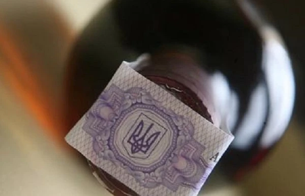 Підвищився акциз на алкоголь та сигарети: чи переклеювати МАП Підвищився акциз на алкоголь та сигарети: чи переклеювати МАП