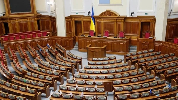 Нардепів, які завчасно інформуватимуть про результати засідань ВРУ, хочуть карати